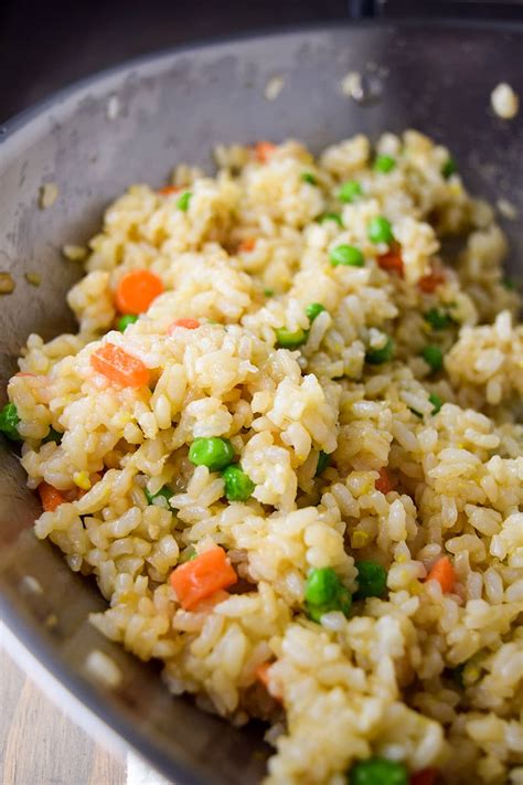 hibachi-style-fried-rice-recipe-kitchen-swagger image