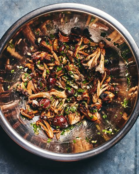 roasted-mushroom-pasta-with-herbs-whats-gaby image