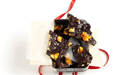 chocolate-almond-bark-with-sea-salt-recipe-bon image