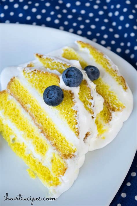 lemon-ice-cream-cake-i-heart image
