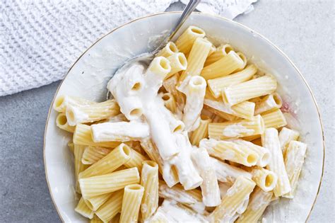 lemon-ricotta-zucchini-pasta-sugar-salted image
