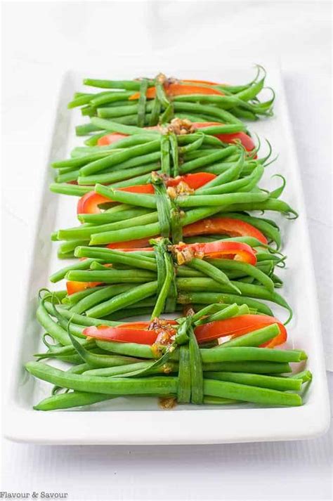 vegetarian-green-bean-bundles-with-garlic-butter image
