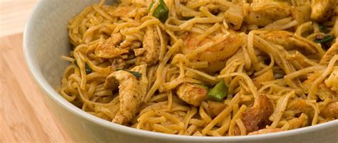 spicy-chicken-noodles-alberta-chicken-producers image
