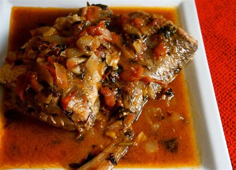 how-to-make-poisson-creole-or-creole-fish image