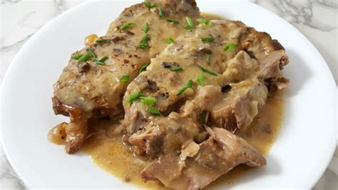 country-style-ribs-with-gravy-zona-cooks image