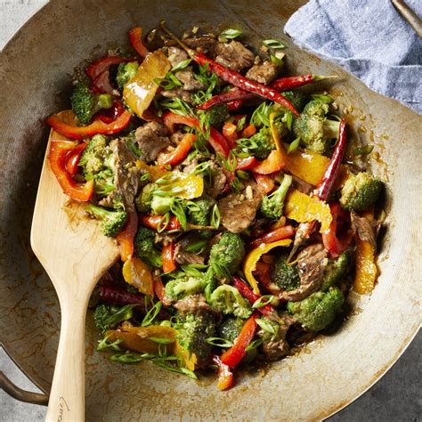spicy-orange-beef-broccoli-stir-fry-eatingwell image