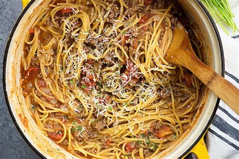 one-pot-spaghetti-recipe-buns-in-my-oven image