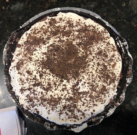 chocolate-mint-cream-pie-dans-food-blog image