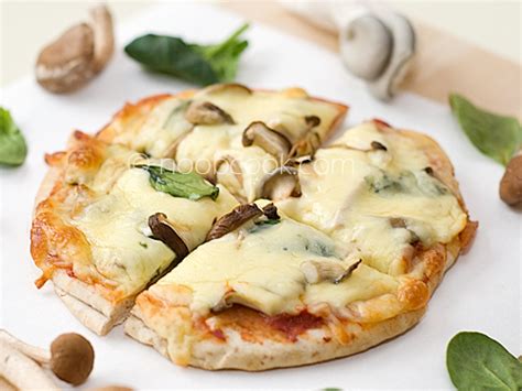mushroom-pita-pizza-recipe-noob-cook image