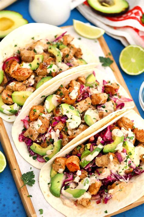 chipotle-chicken-tacos-with-chipotle-sauce-video image
