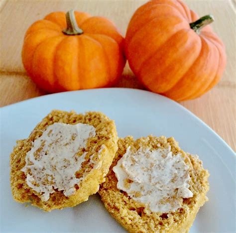 pumpkin-biscuits-recipe-the-leaf-nutrisystem-blog image