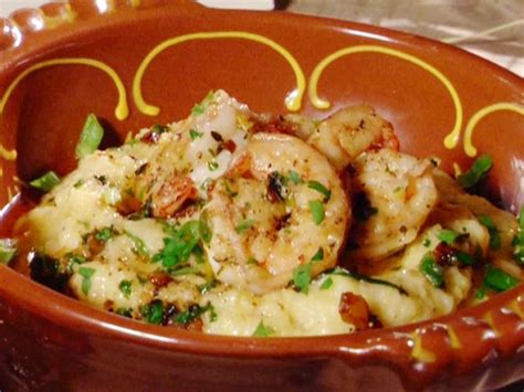 bar-americains-gulf-shrimp-and-grits-recipe-cooking image