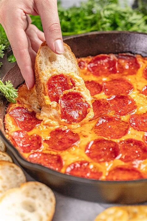 easy-baked-pizza-dip image