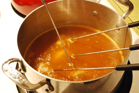 mojo-fondue-broth-recipe-melting-pot-besto-blog image