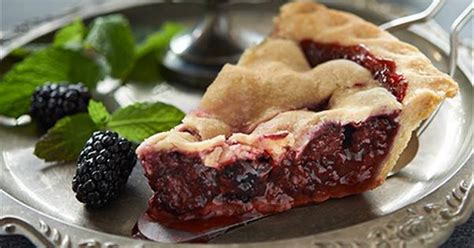 old-fashioned-blackberry-pie-recipe-yummly image