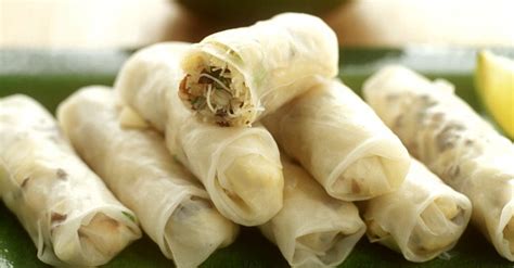 steamed-spring-rolls-with-dipping-sauce-recipe-eat image