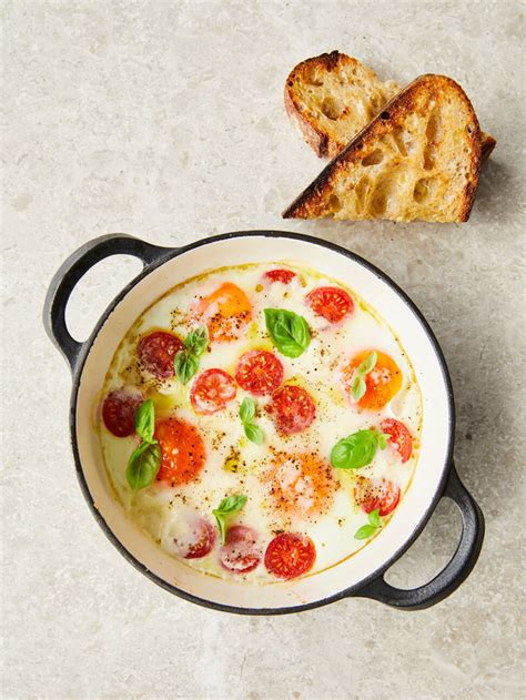 italian-baked-eggs-jamie-oliver-baked-egg image