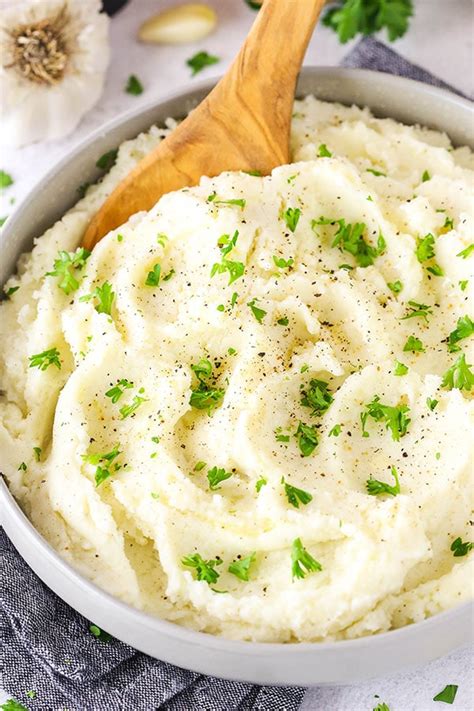 best-garlic-mashed-potatoes-recipe-steakhouse-style image