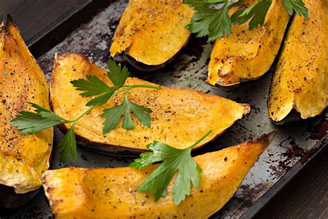 3-acorn-squash-recipes-you-need-to-make-this-fall-the image
