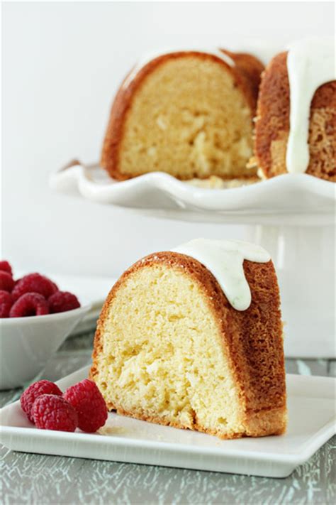 lime-coconut-sour-cream-bundt-cake-my-baking image