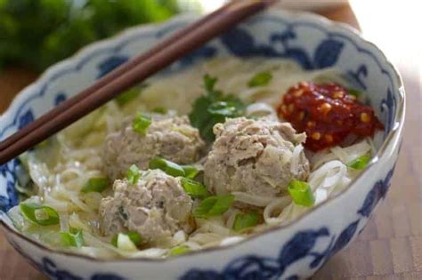 asian-meatball-noodle-soup-tasty-ever-after image