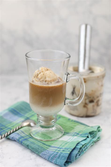 cold-brew-affogato-for-sundaysupper-helpful image
