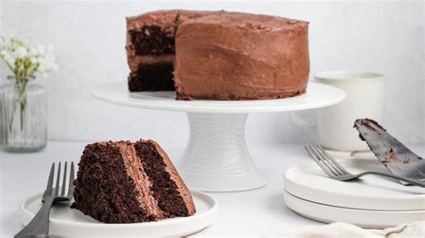 super-moist-gluten-free-chocolate-cake-recipe-mashed image
