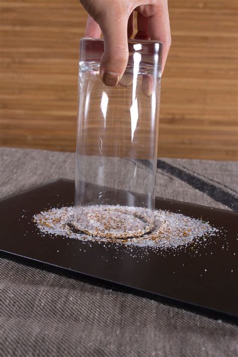 how-to-sugar-rim-a-glass-and-other-types-of-drink image