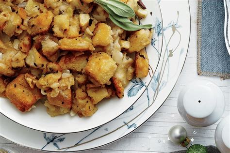 savoury-slow-cooker-stuffing-canadian-living image