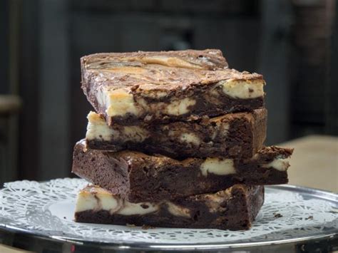 chocolate-cheesecake-brownies-recipe-cooking image