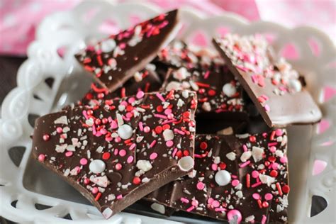 easy-chocolate-valentines-day-bark-recipe-food image