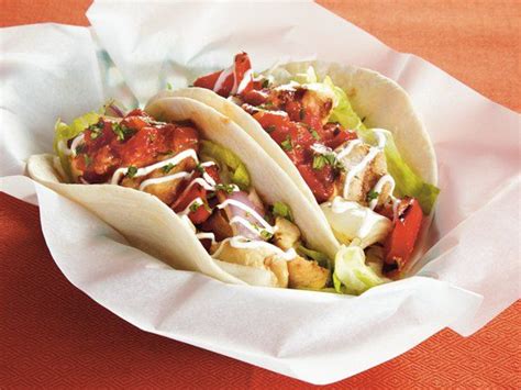 grilled-chicken-soft-tacos-recipe-lifemadedeliciousca image