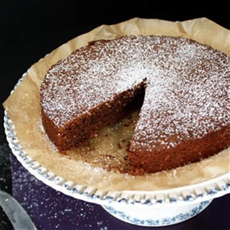 torta-caprese-flourless-chocolate-cake-little-vienna image