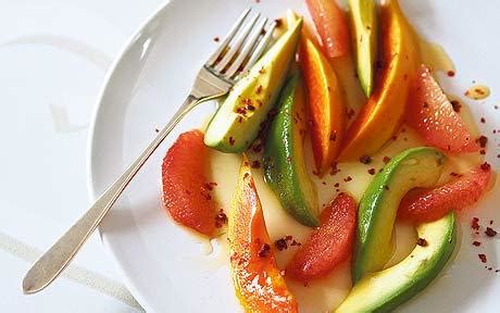 healthy-eating-recipe-avocado-papaya-and-pink image