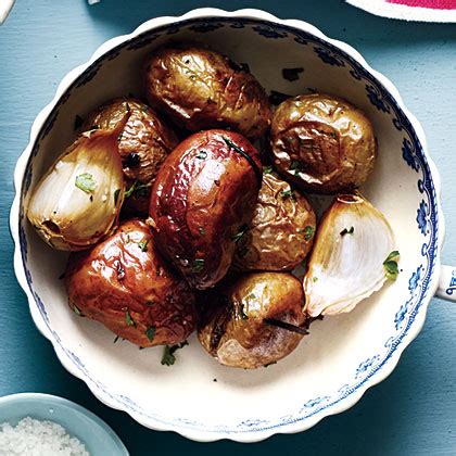 rosemary-garlic-roasted-potatoes-recipe-myrecipes image
