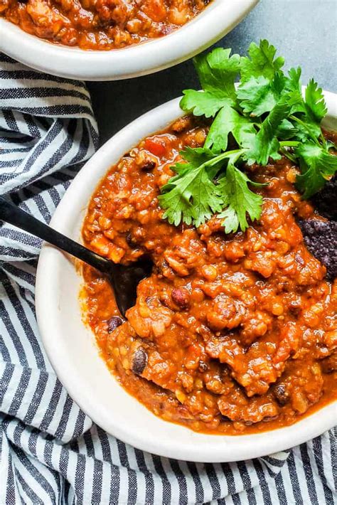 healthy-crockpot-vegetarian-chili-recipe-erhardts-eat image