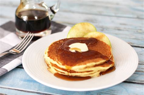 best-buttermilk-cornmeal-pancakes-classic image