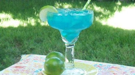 easy-electric-blue-margarita-recipe-with-blue-curacao image