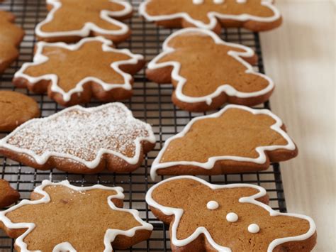 gingerbread-cookies-with-royal-icing-recipe-food-and image