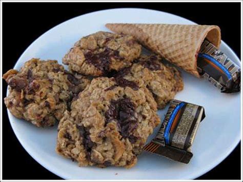 coffee-toffee-chocolate-chip-oatmeal-cookies image