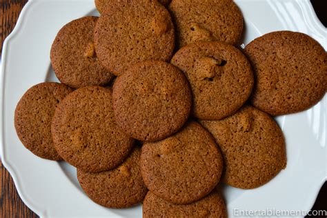 spicy-orange-ginger-cookies-entertablement image