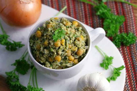 stir-fry-garlic-chicken-rice-bowl-recipe-mind-over-munch image