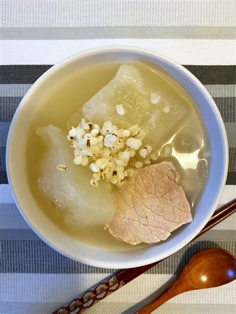chinese-winter-melon-soup-recipe-冬瓜薏米湯 image