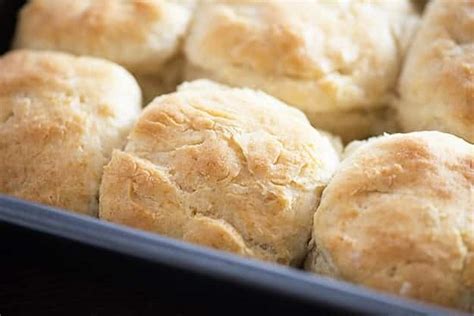 7-up-biscuits-an-easy-fluffy-biscuit-recipe-buns-in image