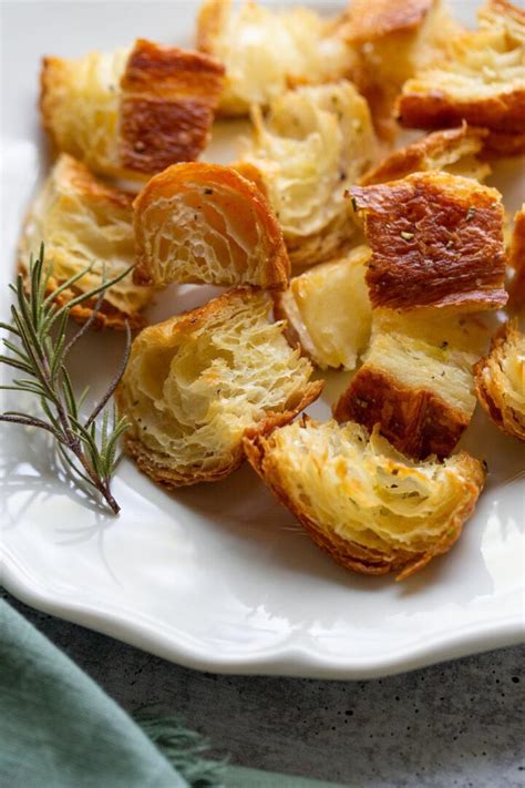 rosemary-croissant-croutons-food-banjo image