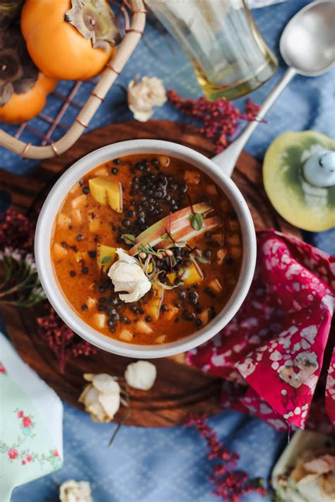 one-pot-moroccan-inspired-garden-lentil-stew image