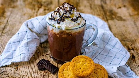 easy-microwave-hot-chocolate-hungry-healthy-happy image