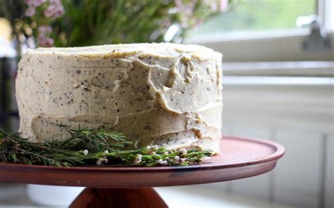 brown-butter-cardamom-cake-with-chai-buttercream image