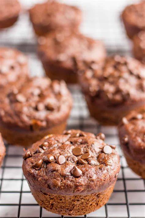 vegan-chocolate-banana-muffins-oil-free-and-sugar-free image