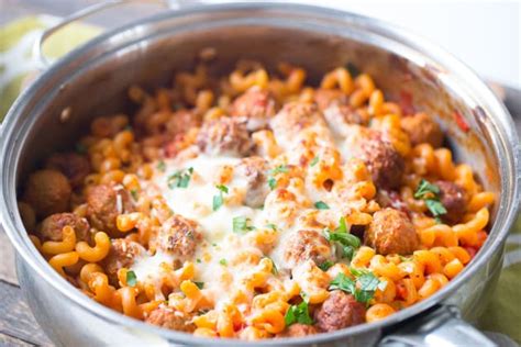 skillet-meatball-lasagna-recipe-food-fanatic image